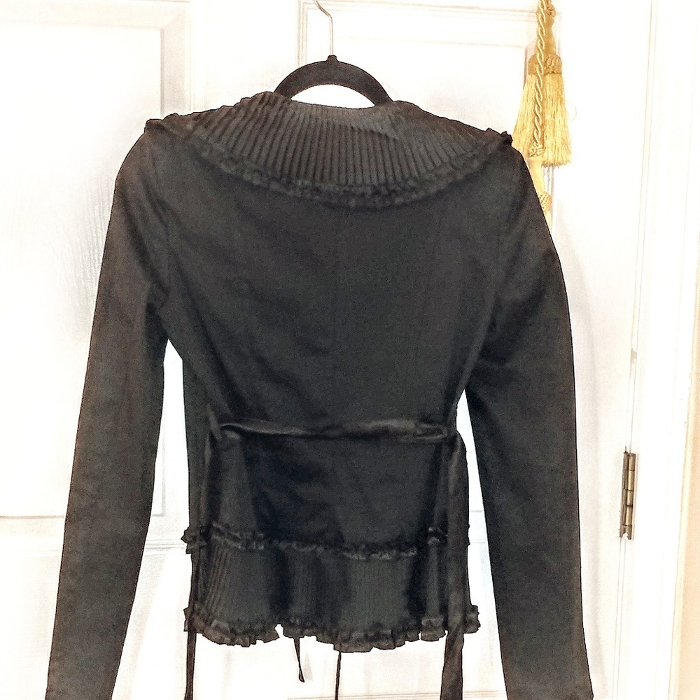 Rinascimento flirty ruffled Victorian jacket - Picture 2 of 3